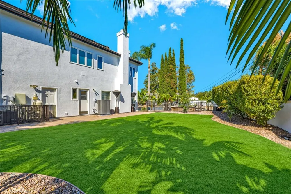 13671 Belle Rive North Tustin, CA 92705