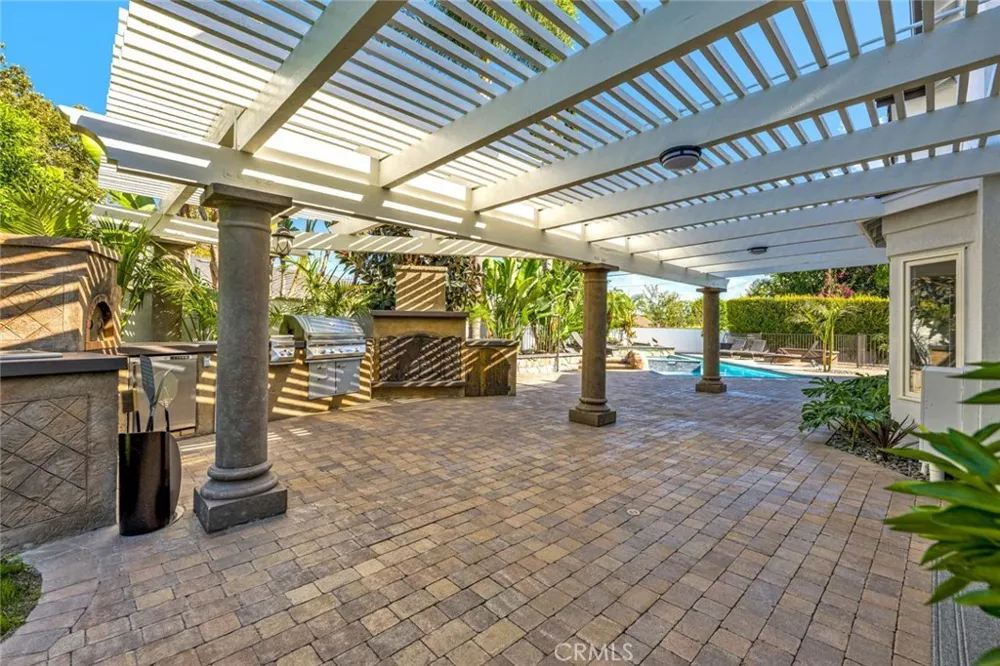 13671 Belle Rive North Tustin, CA 92705