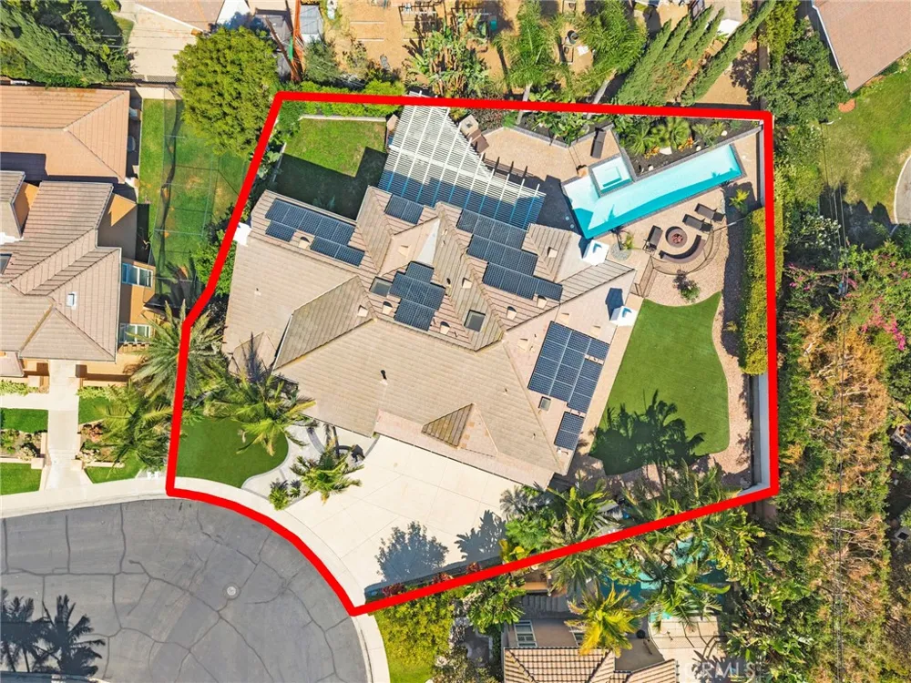 13671 Belle Rive North Tustin, CA 92705