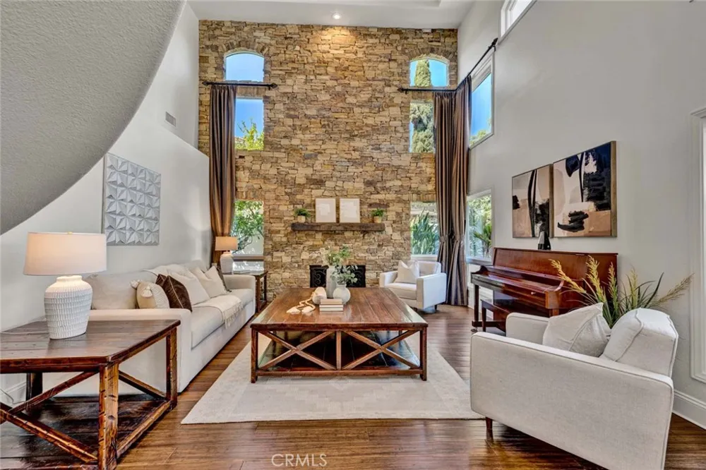 13671 Belle Rive North Tustin, CA 92705