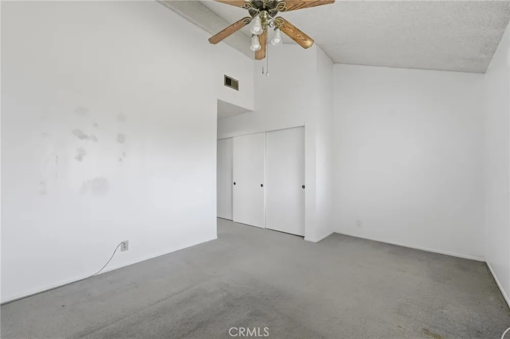 18512 Kamstra Cerritos, CA 90703