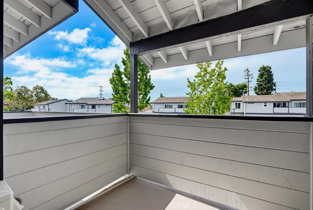 1118 Sandi Lane Costa Mesa, CA 92627