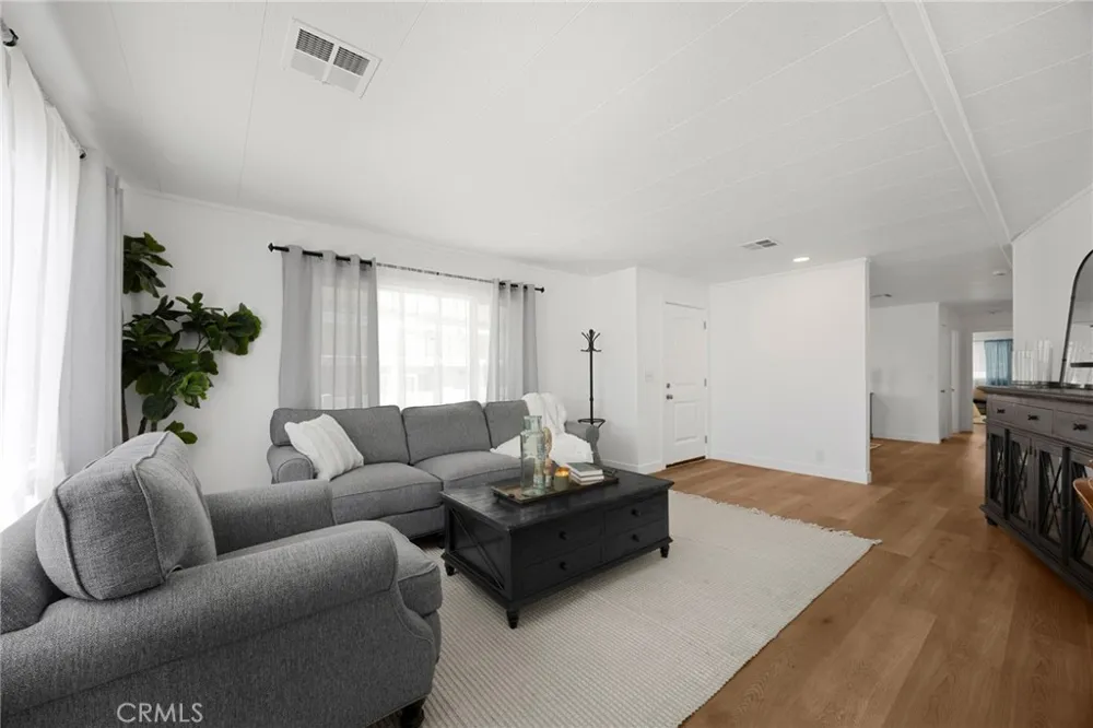 38069 Calle De Amor Murrieta, CA 92563