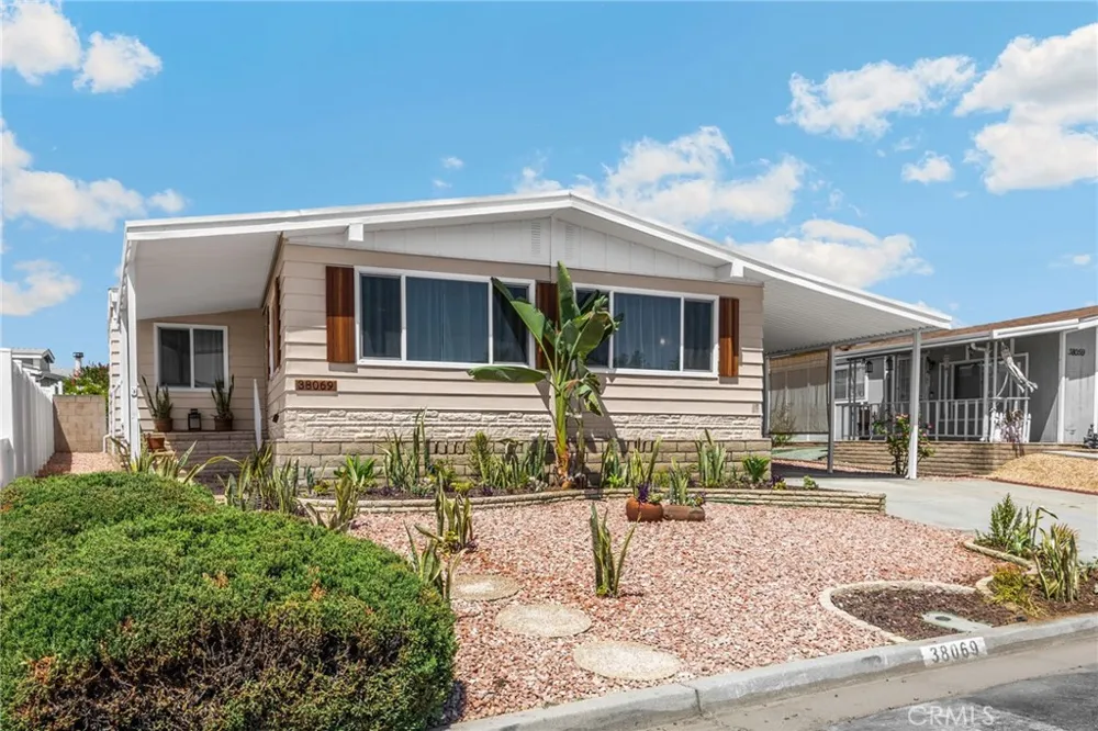 38069 Calle De Amor Murrieta, CA 92563