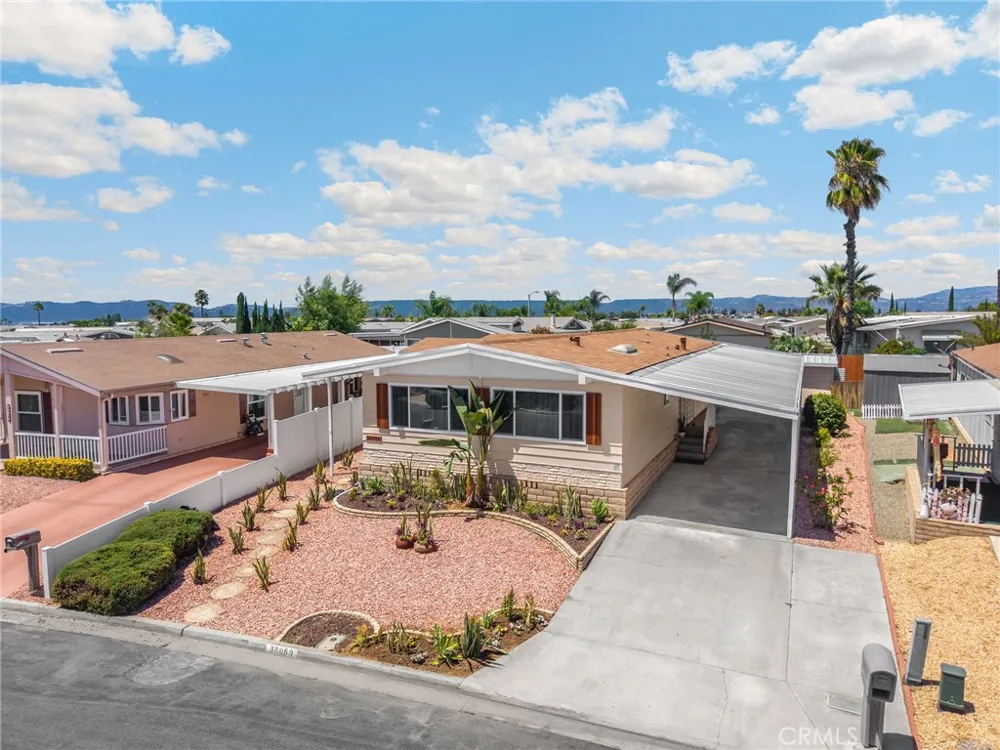 38069 Calle De Amor Murrieta, CA 92563