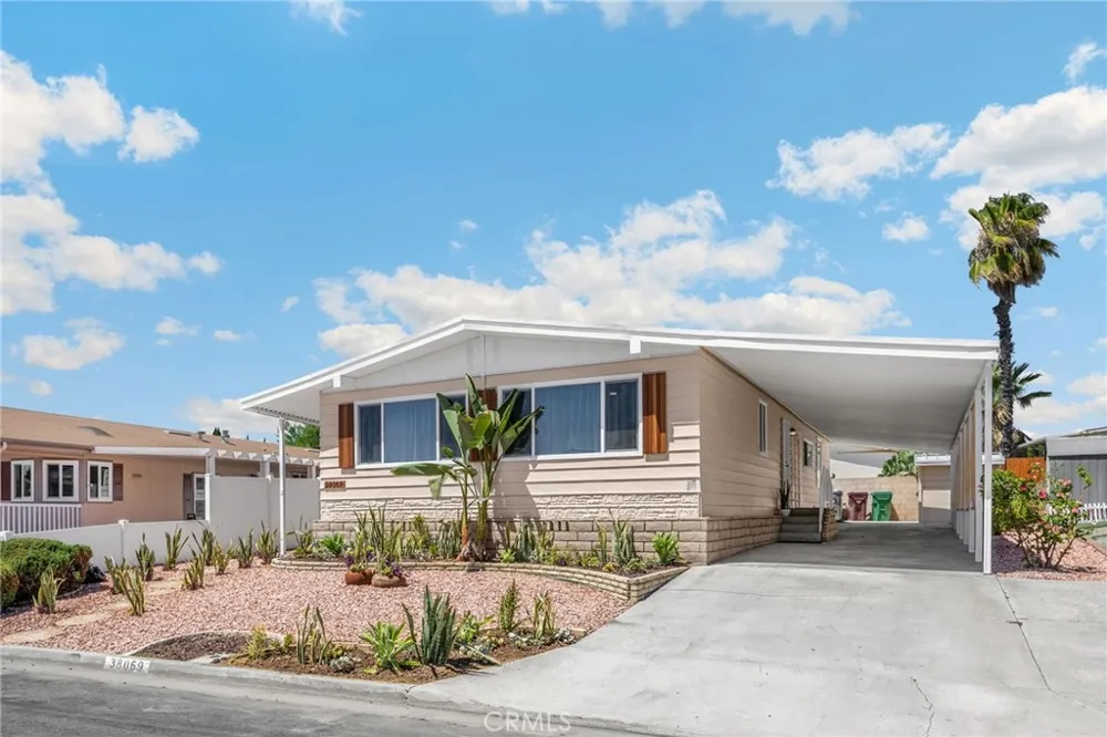 38069 Calle De Amor Murrieta, CA 92563