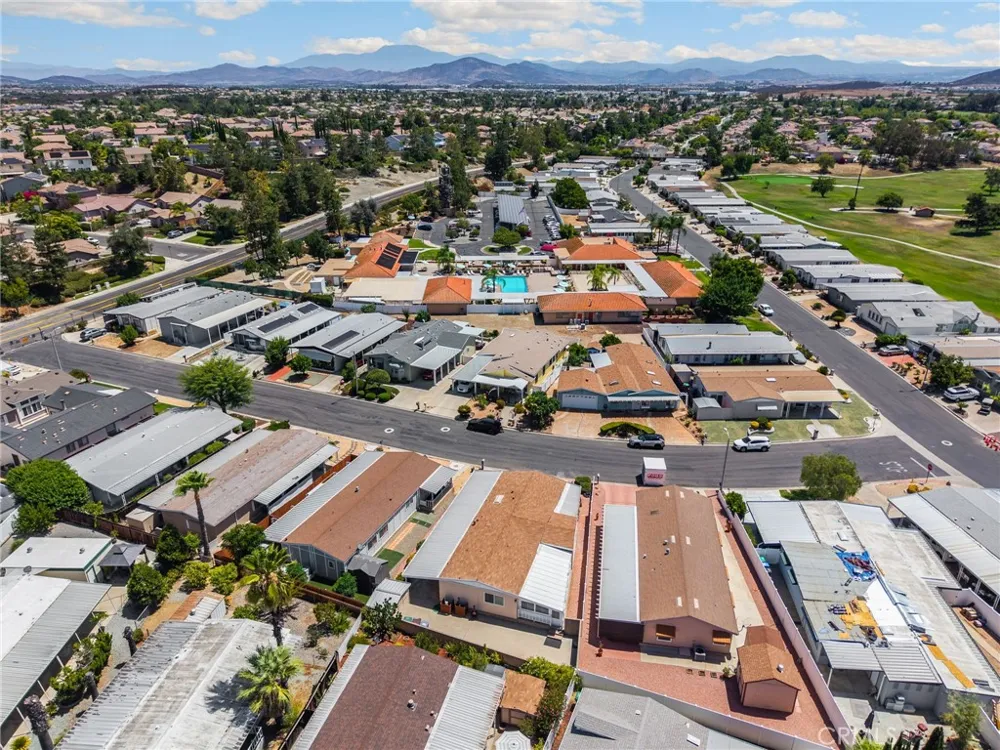 38069 Calle De Amor Murrieta, CA 92563