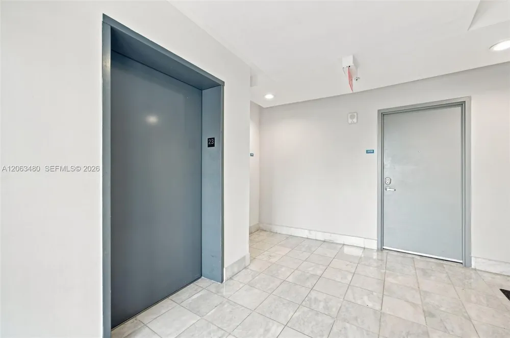 601 NE 36th St #2308 Miami, FL 33137