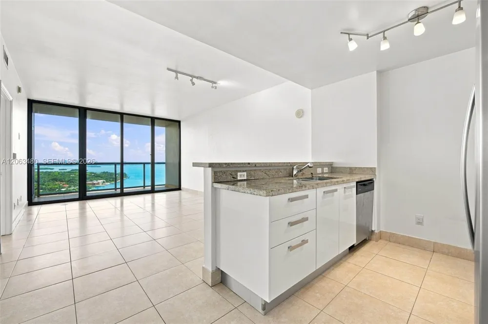 601 NE 36th St #2308 Miami, FL 33137