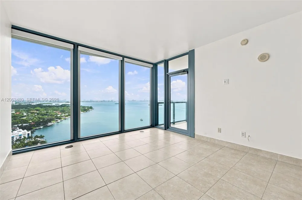 601 NE 36th St #2308 Miami, FL 33137