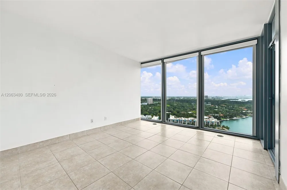 601 NE 36th St #2308 Miami, FL 33137