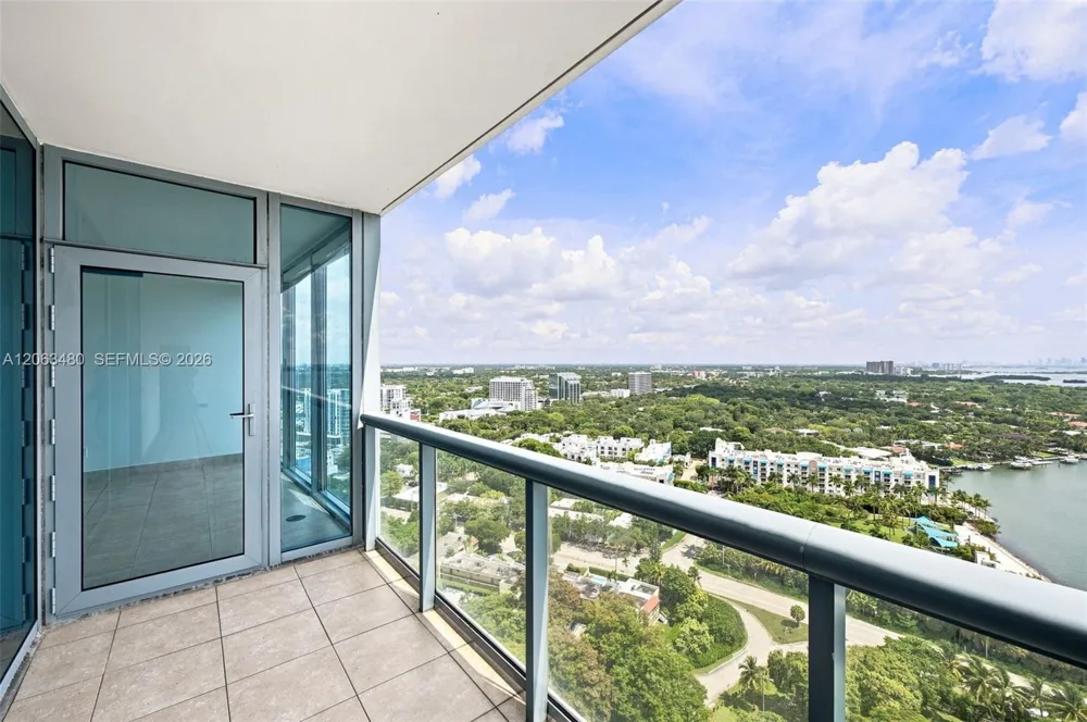 601 NE 36th St #2308 Miami, FL 33137