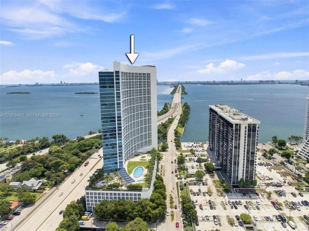 601 NE 36th St #2308 Miami, FL 33137