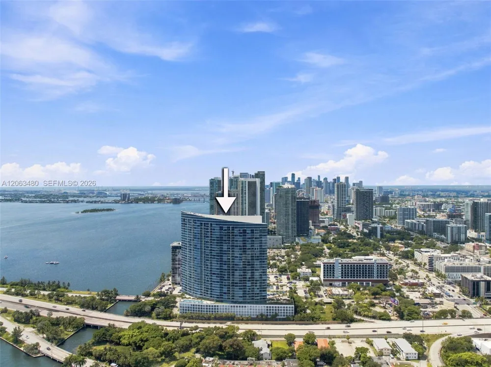601 NE 36th St #2308 Miami, FL 33137