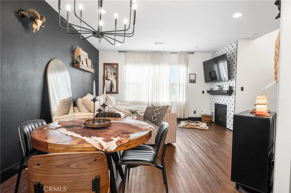 6198 Lincoln #18 Cypress, CA 90630