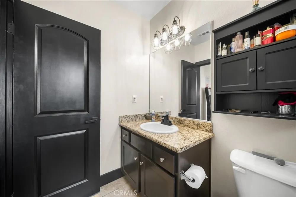 6198 Lincoln #18 Cypress, CA 90630
