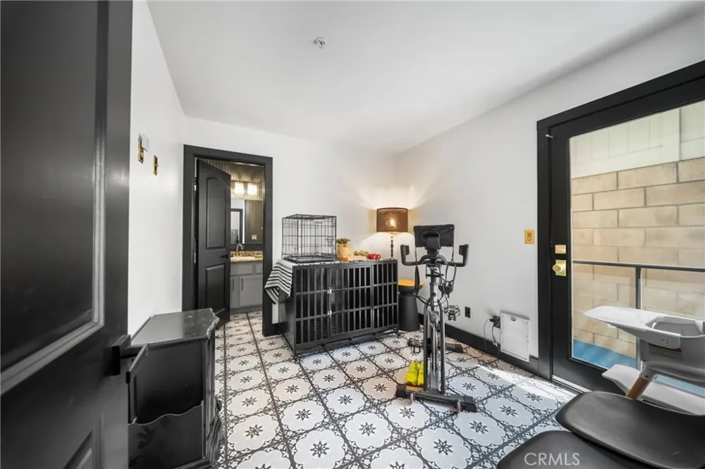 6198 Lincoln #18 Cypress, CA 90630