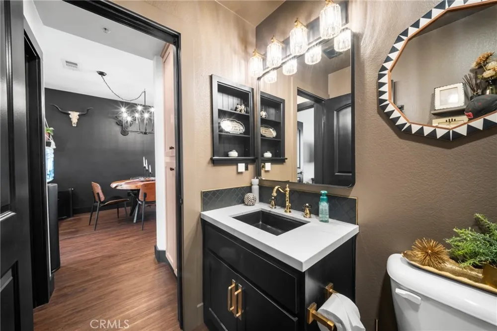 6198 Lincoln #18 Cypress, CA 90630