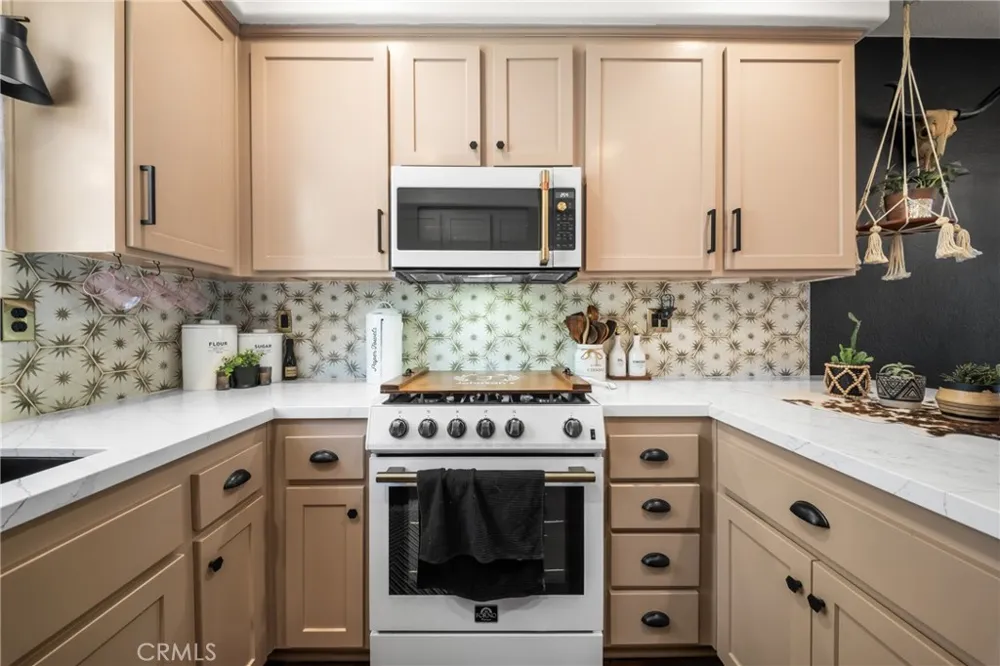 6198 Lincoln #18 Cypress, CA 90630