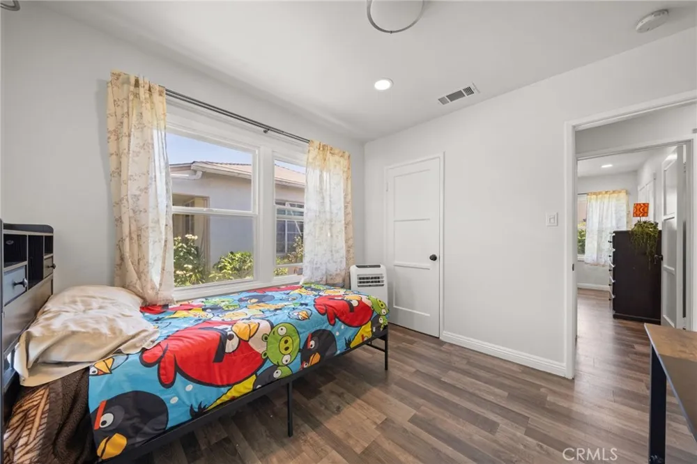 2712 Eckleson Street Lakewood, CA 90712