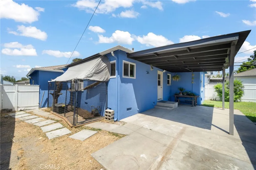 2712 Eckleson Street Lakewood, CA 90712