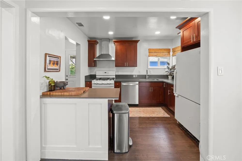 2712 Eckleson Street Lakewood, CA 90712