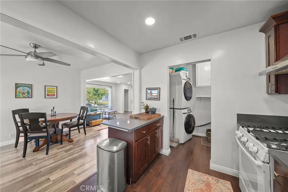 2712 Eckleson Street Lakewood, CA 90712