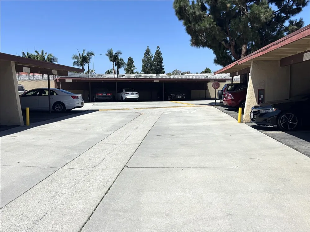 1030 W MacArthur Boulevard #38 Santa Ana, CA 92707