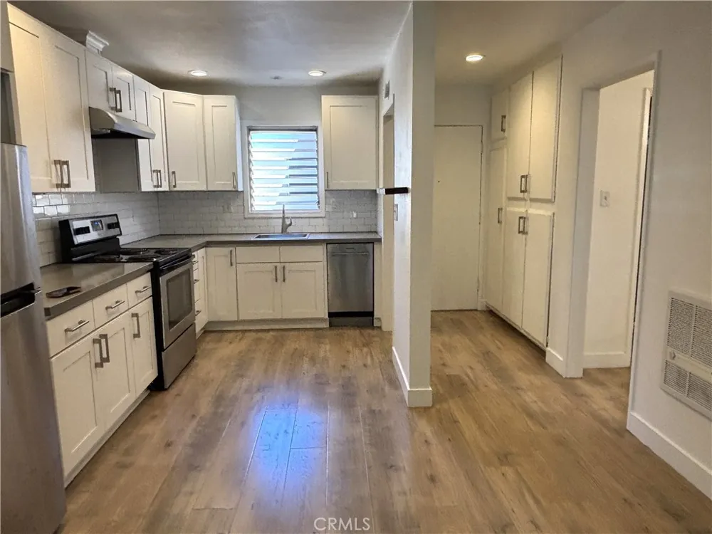 1030 W MacArthur Boulevard #38 Santa Ana, CA 92707