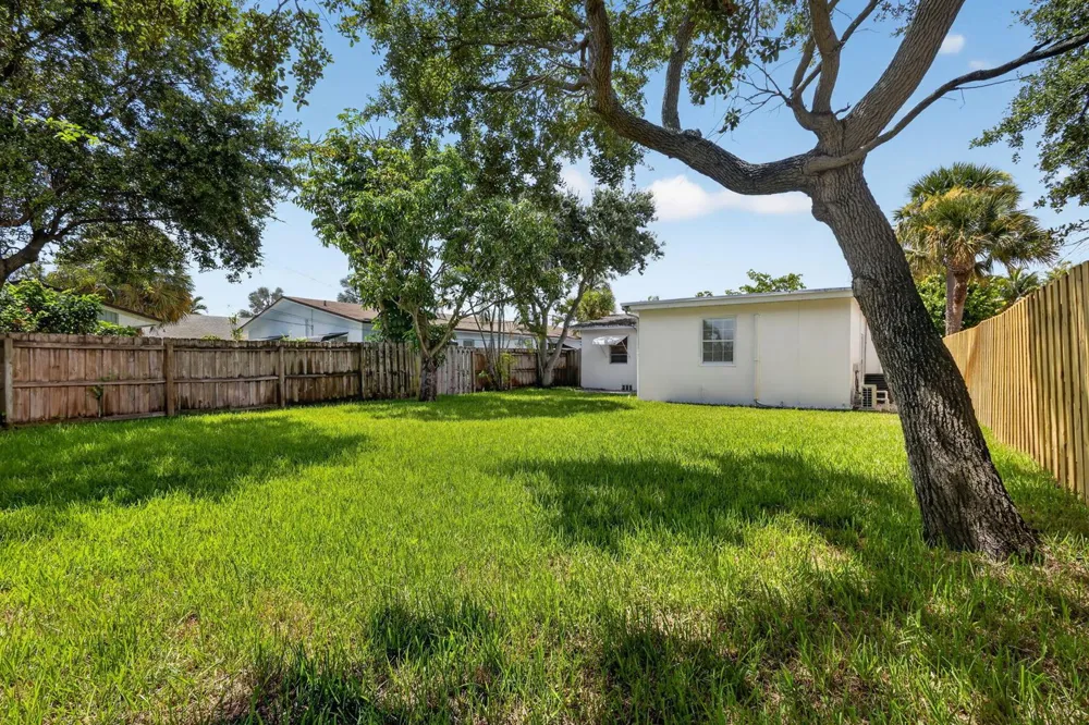 111 Euclid Boulevard Lantana, FL 33462