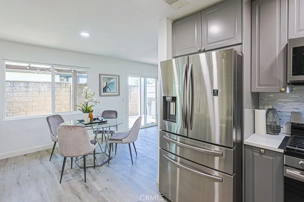 2640 W Meadowview Anaheim, CA 92804
