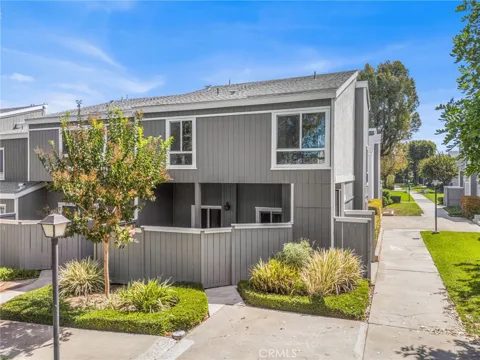 2710 W Segerstrom Avenue #F