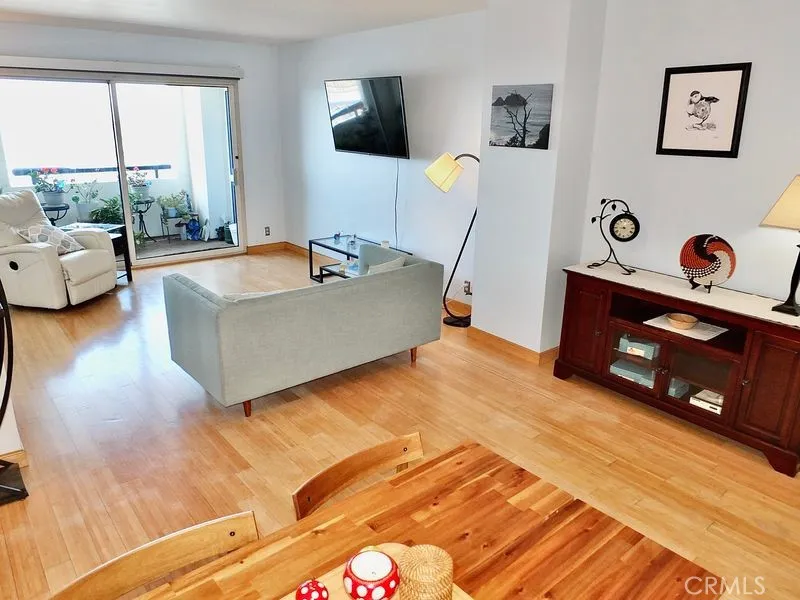 525 E Seaside Way 1007 Long Beach, CA 90802
