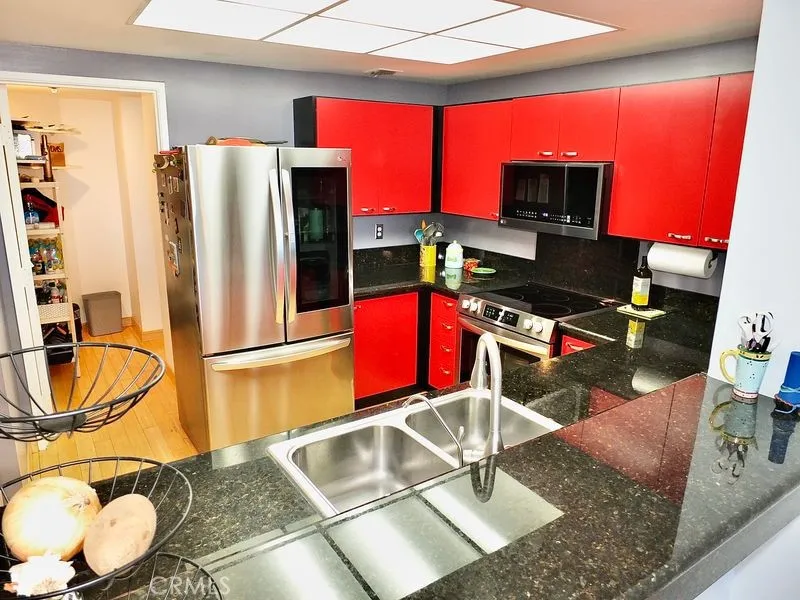525 E Seaside Way 1007 Long Beach, CA 90802
