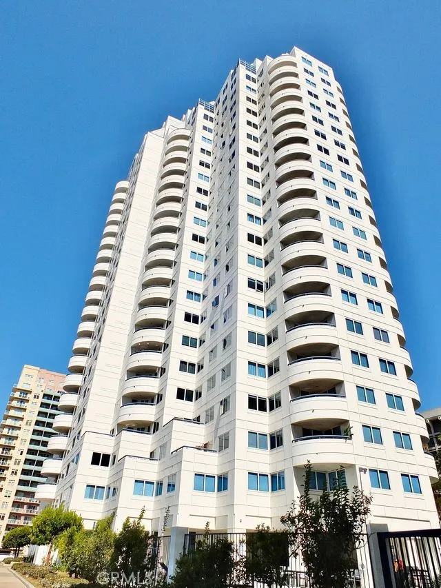 525 E Seaside Way 1007 Long Beach, CA 90802