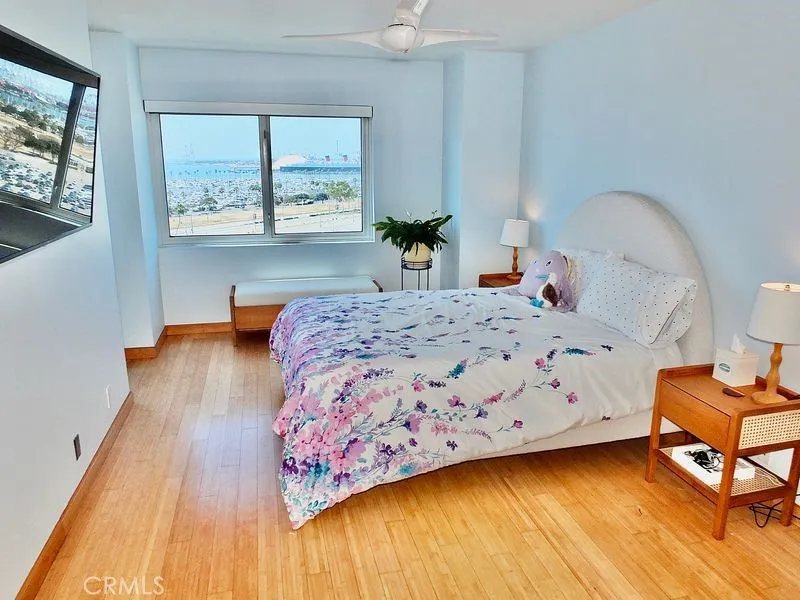 525 E Seaside Way 1007 Long Beach, CA 90802
