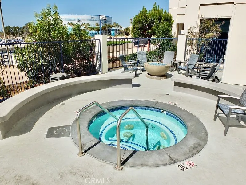 525 E Seaside Way 1007 Long Beach, CA 90802