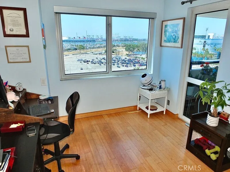 525 E Seaside Way 1007 Long Beach, CA 90802