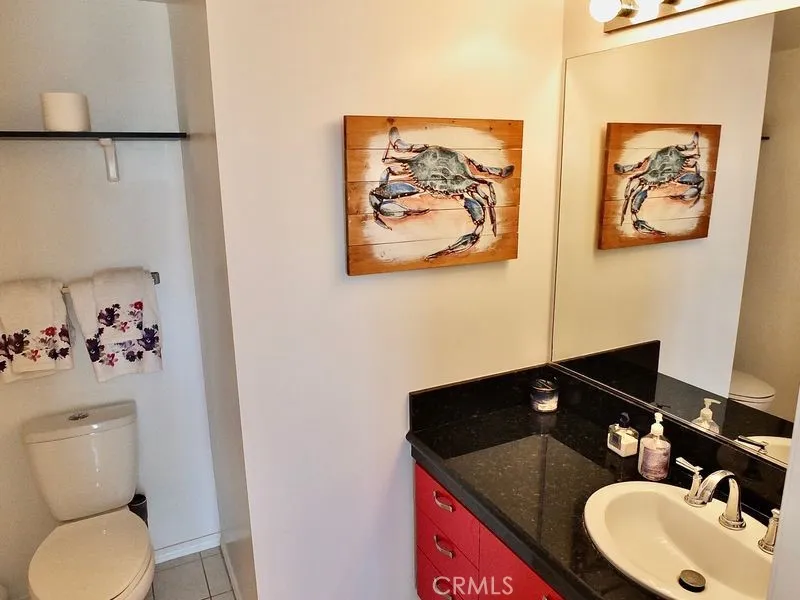 525 E Seaside Way 1007 Long Beach, CA 90802