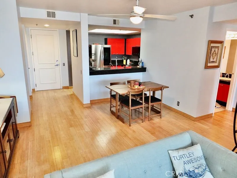 525 E Seaside Way 1007 Long Beach, CA 90802