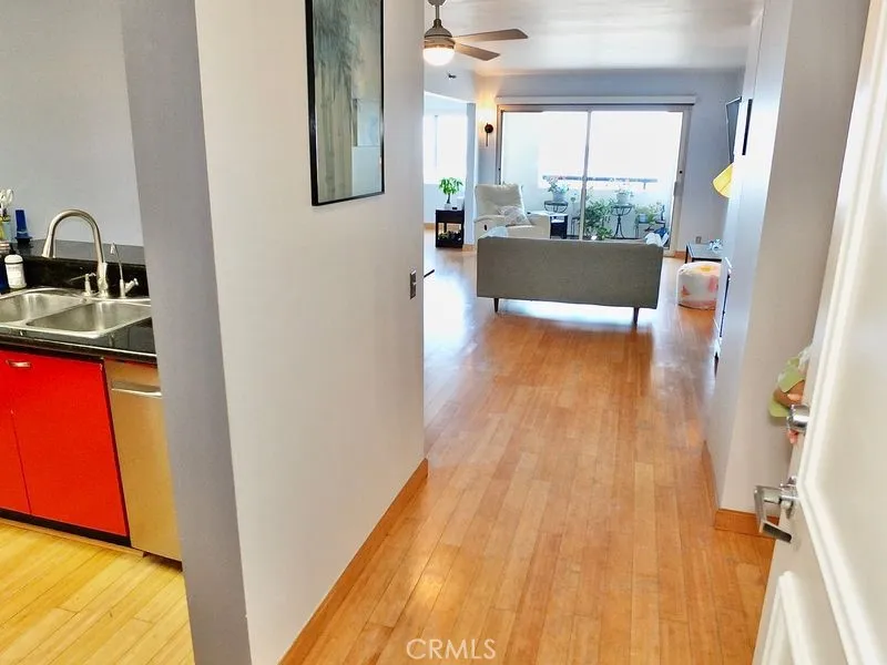 525 E Seaside Way 1007 Long Beach, CA 90802