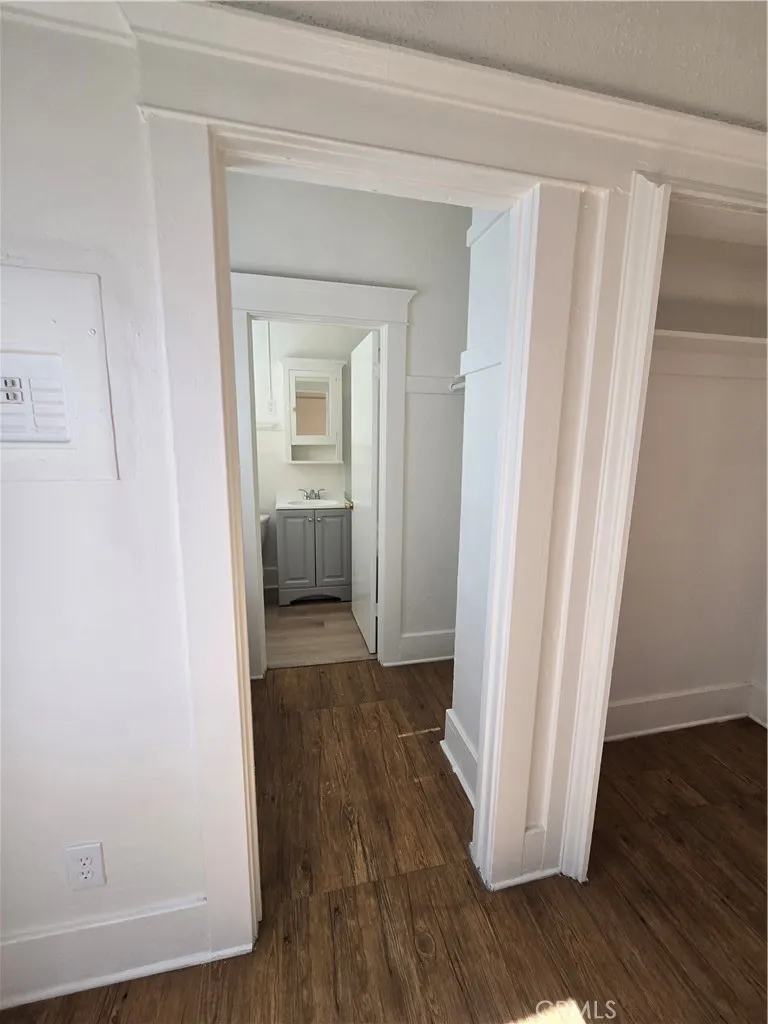 942 E 2nd #12.5 Long Beach, CA 90802