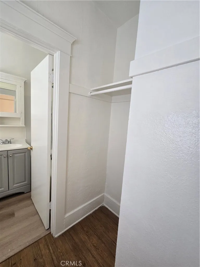942 E 2nd #12.5 Long Beach, CA 90802