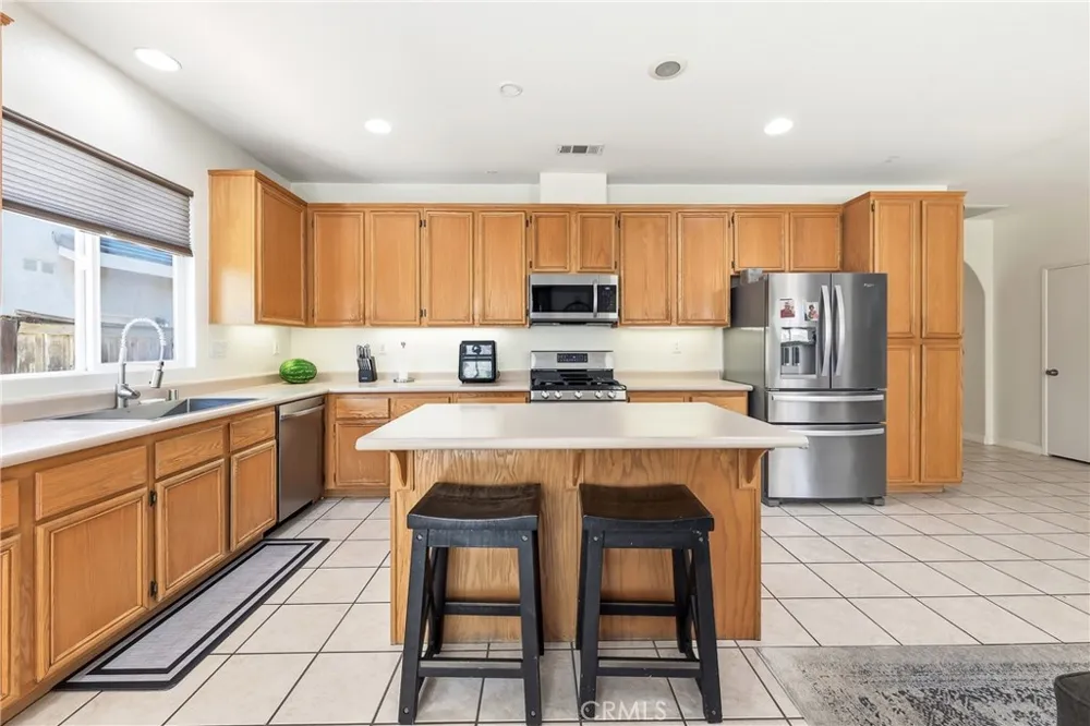 32077 Poppy Way Lake Elsinore, CA 92532