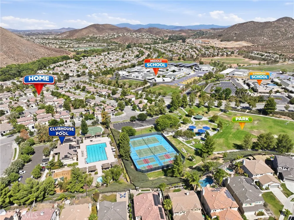 32077 Poppy Way Lake Elsinore, CA 92532