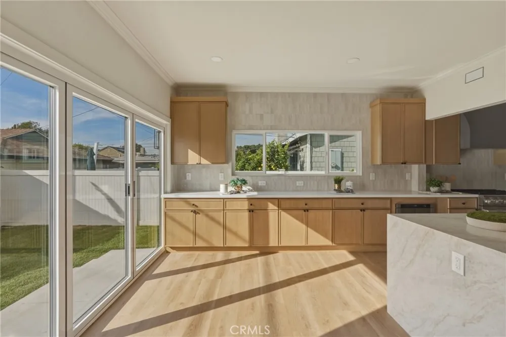 3675 Palo Verde Long Beach, CA 90808