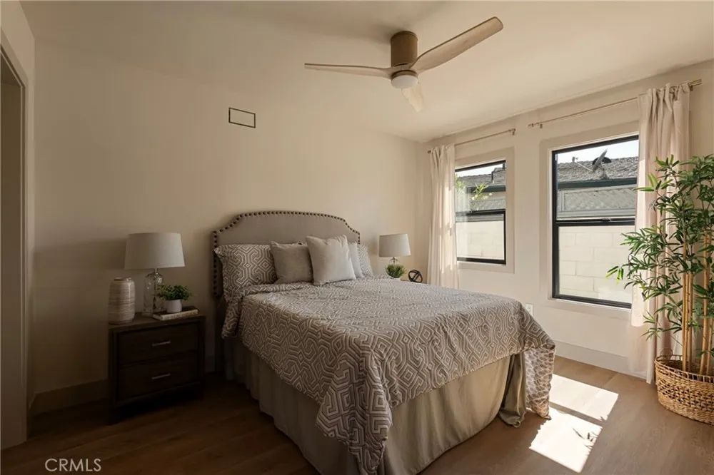 6829 E Parapet Long Beach, CA 90808