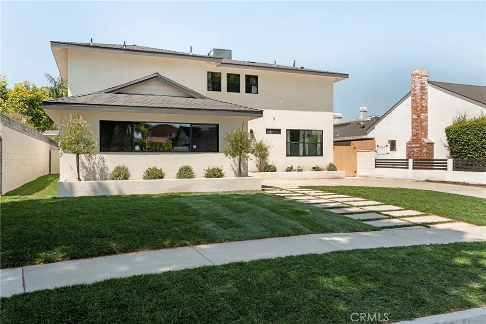6829 E Parapet Long Beach, CA 90808