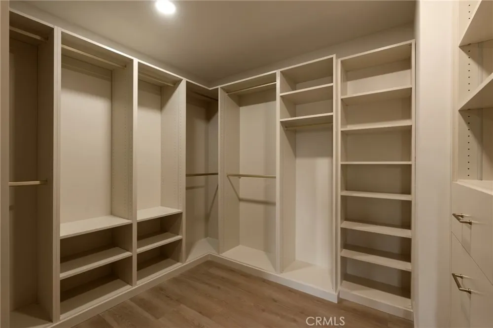 6829 E Parapet Long Beach, CA 90808