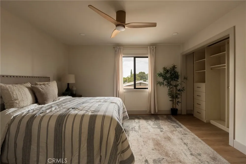 6829 E Parapet Long Beach, CA 90808